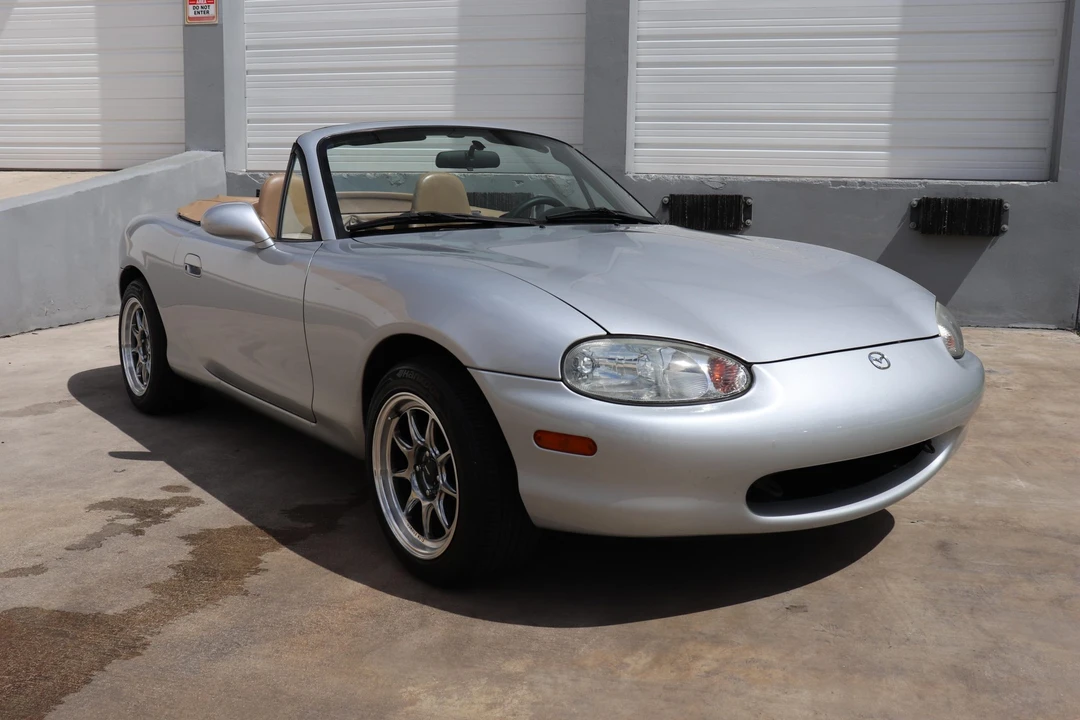1999 Mazda NB MX-5 Miata - Image 22 of 31