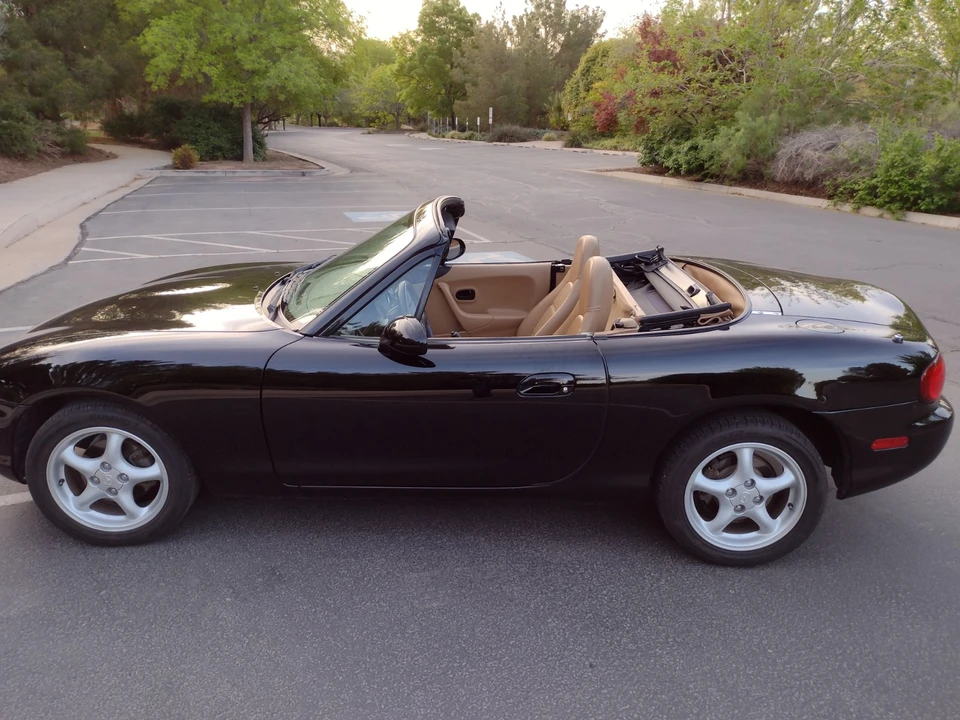 1999 Mazda NB MX-5 Miata - Image 13 of 31