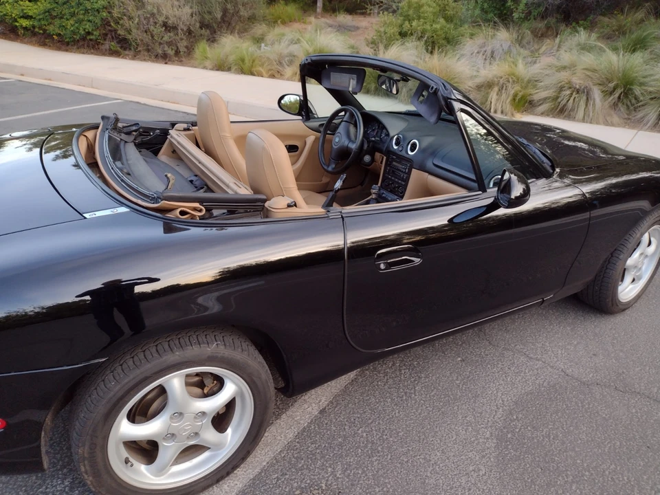 1999 Mazda NB MX-5 Miata - Image 21 of 31