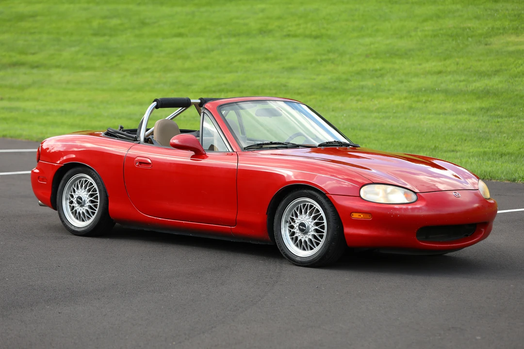 1999 Mazda NB MX-5 Miata - Image 11 of 31