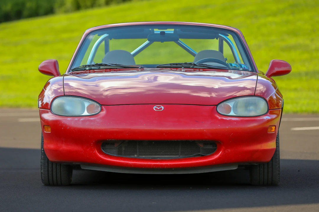 1999 Mazda NB MX-5 Miata - Image 2 of 31
