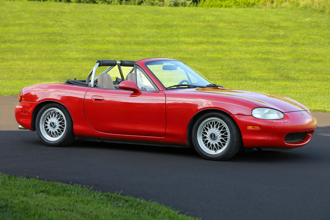 1999 Mazda NB MX-5 Miata - Image 7 of 31