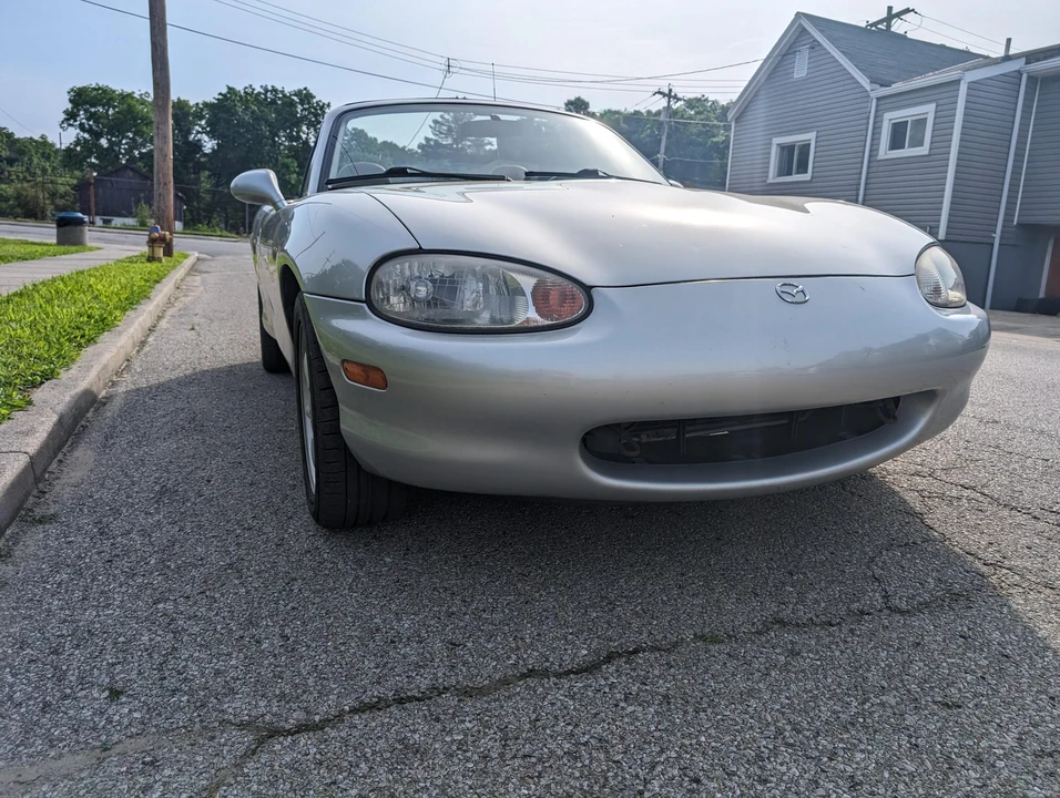 1999 Mazda NB MX-5 Miata - Image 8 of 31