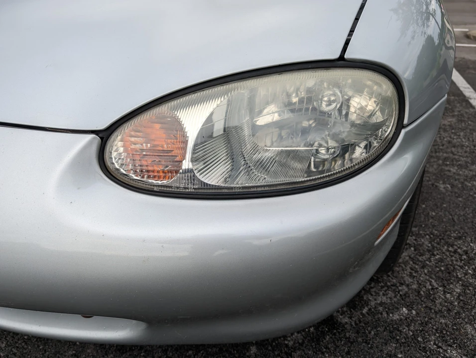 1999 Mazda NB MX-5 Miata - Image 16 of 31