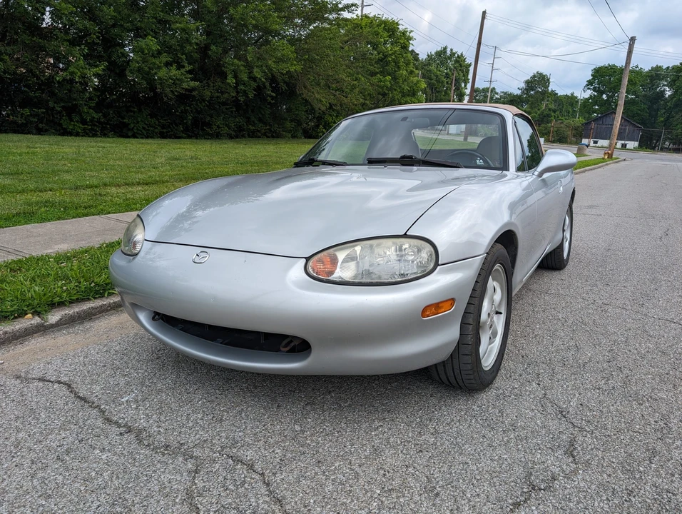 1999 Mazda NB MX-5 Miata - Image 10 of 31