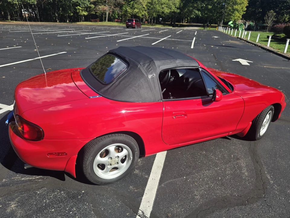 1999 Mazda NB MX-5 Miata - Image 29 of 31
