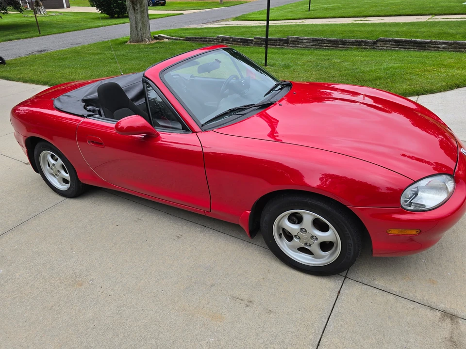 1999 Mazda NB MX-5 Miata - Image 16 of 31