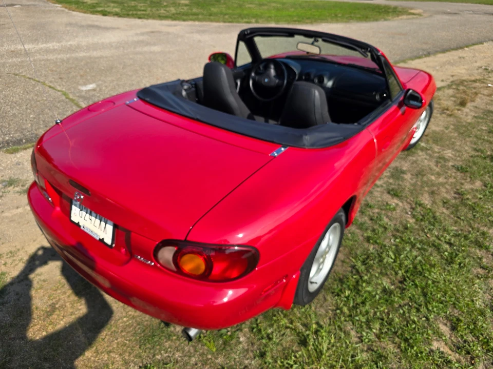 1999 Mazda NB MX-5 Miata - Image 21 of 31