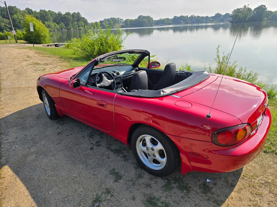 1999 Mazda NB MX-5 Miata - Image 20 of 31