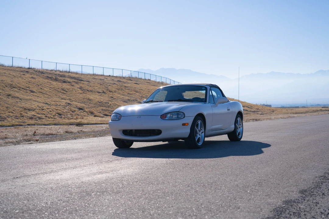 1999 Mazda NB MX-5 Miata - Image 20 of 31