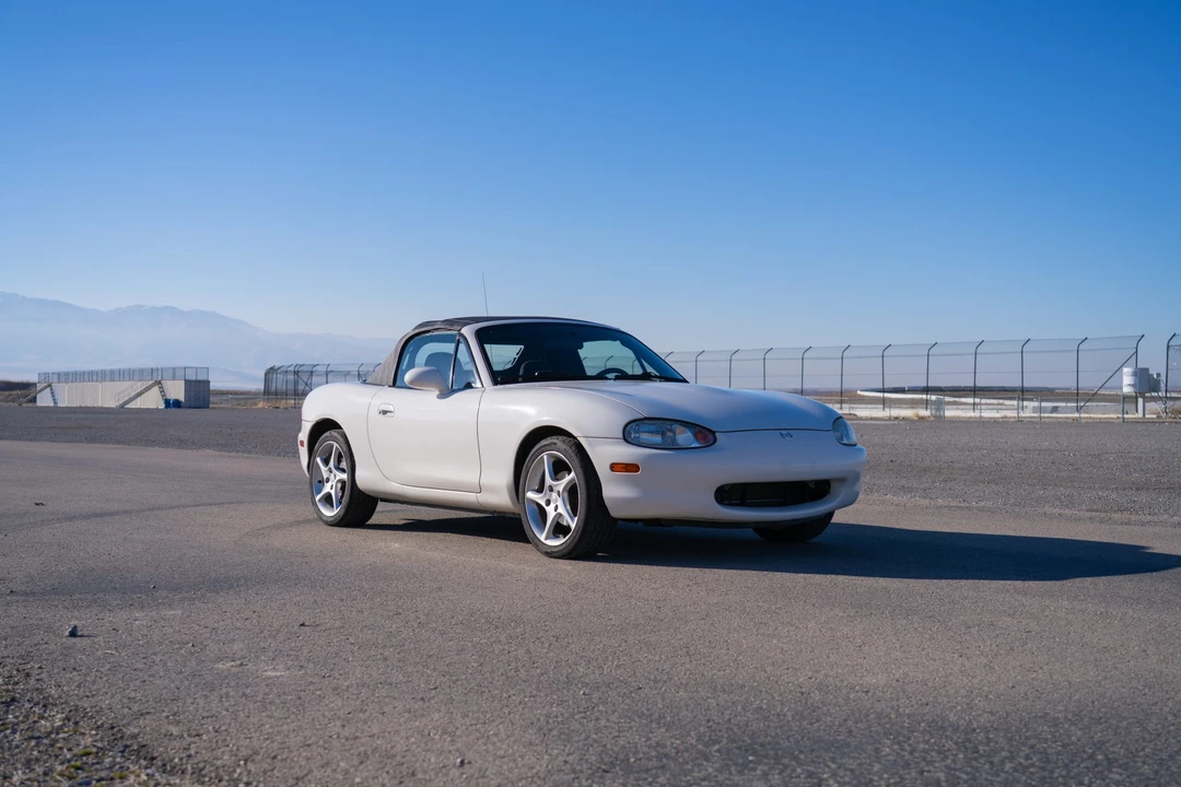1999 Mazda NB MX-5 Miata - Image 26 of 31
