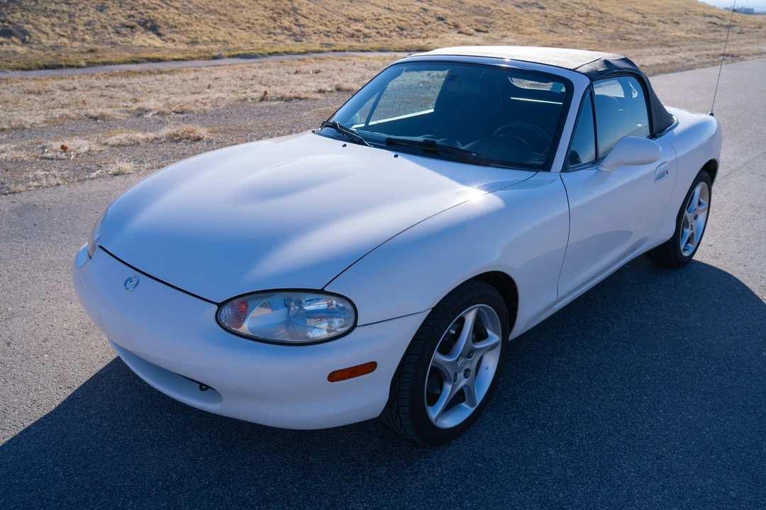 1999 Mazda NB MX-5 Miata - Image 21 of 31