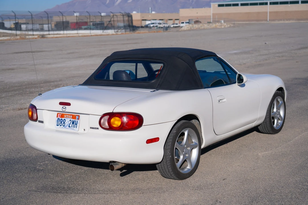1999 Mazda NB MX-5 Miata - Image 31 of 31