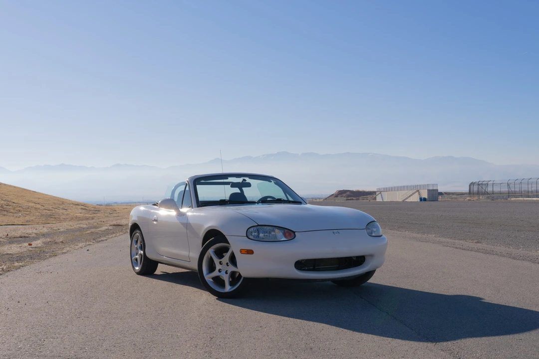 1999 Mazda NB MX-5 Miata - Image 10 of 31