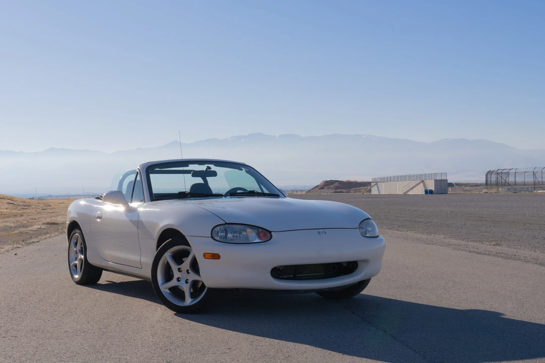 1999 Mazda NB MX-5 Miata - Image 8 of 31