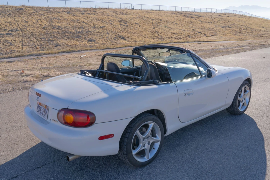 1999 Mazda NB MX-5 Miata - Image 14 of 31