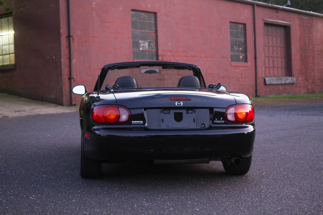 1999 Mazda NB MX-5 Miata - Image 25 of 31