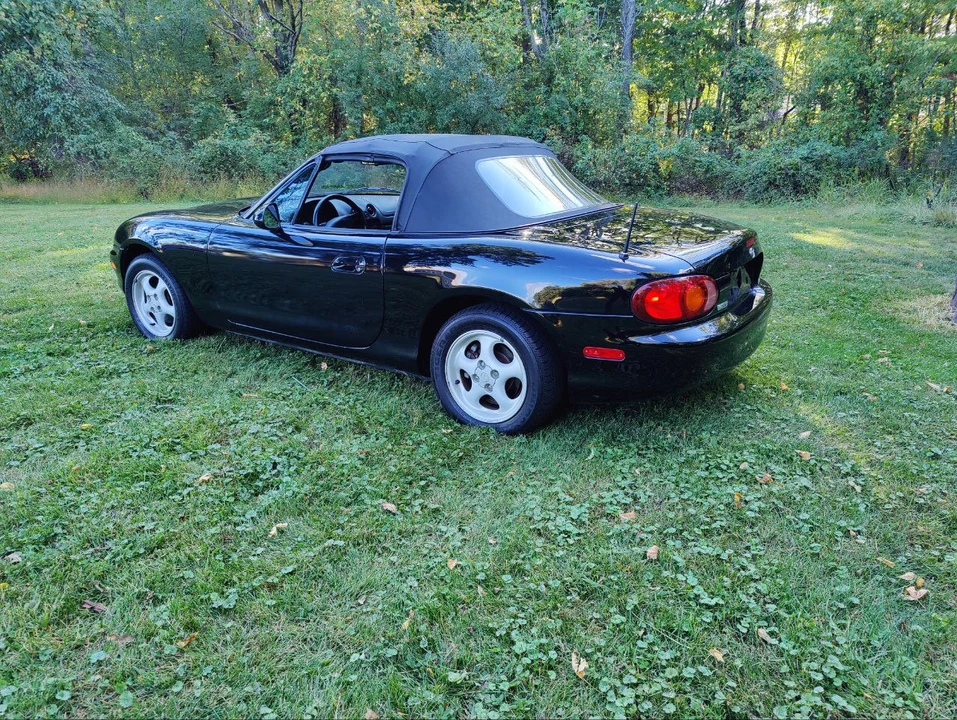 1999 Mazda NB MX-5 Miata - Image 18 of 31