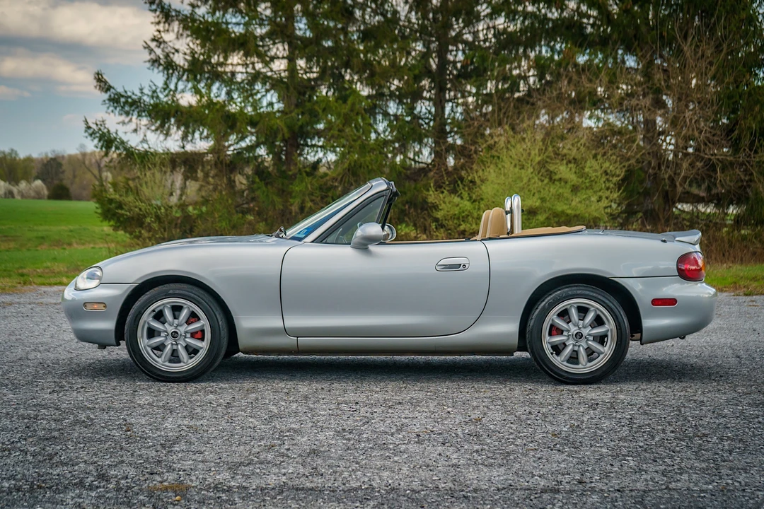 1999 Mazda NB MX-5 Miata - Image 13 of 31