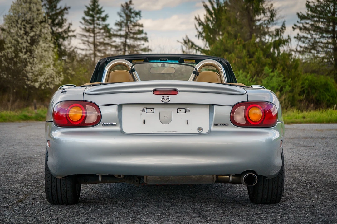 1999 Mazda NB MX-5 Miata - Image 19 of 31