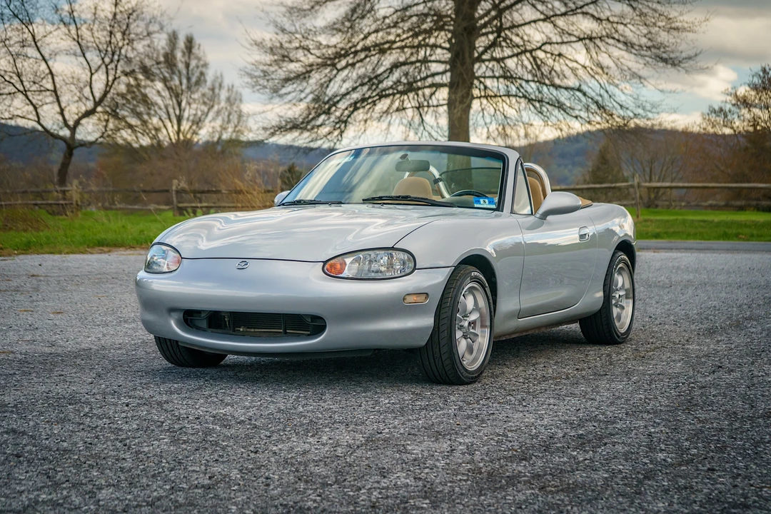 1999 Mazda NB MX-5 Miata - Image 9 of 31