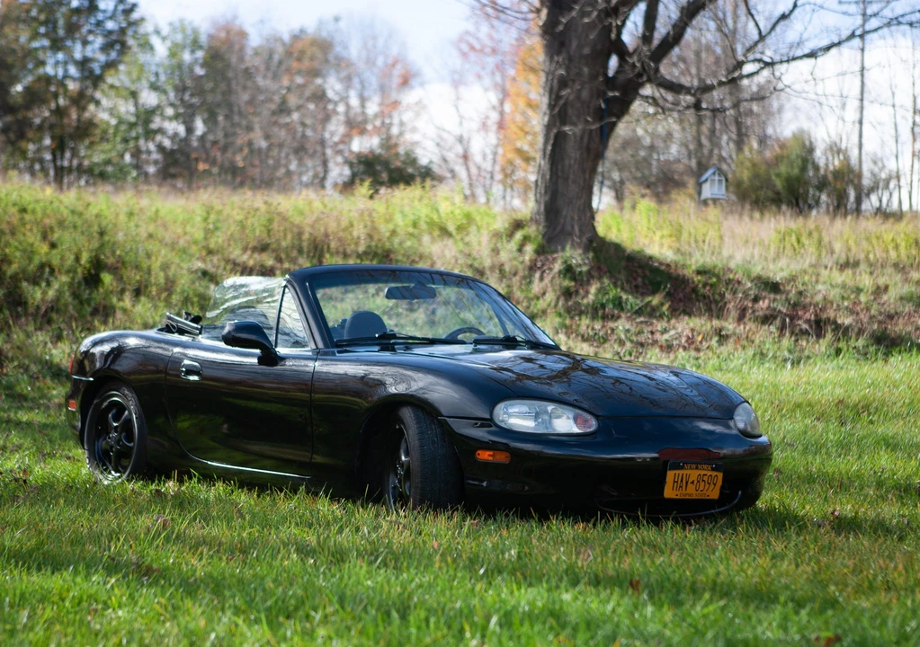 1999 Mazda NB MX-5 Miata - Image 3 of 31