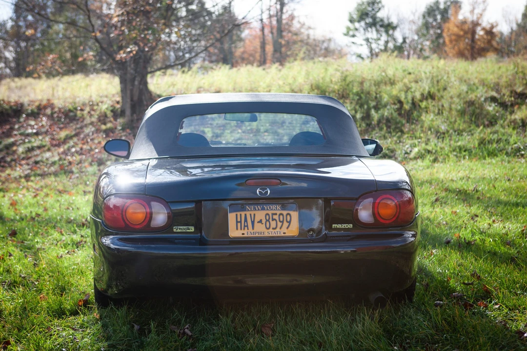 1999 Mazda NB MX-5 Miata - Image 18 of 31