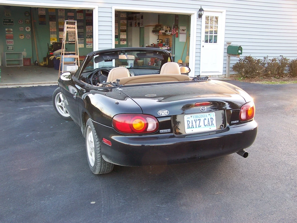 1999 Mazda NB MX-5 Miata - Image 7 of 31