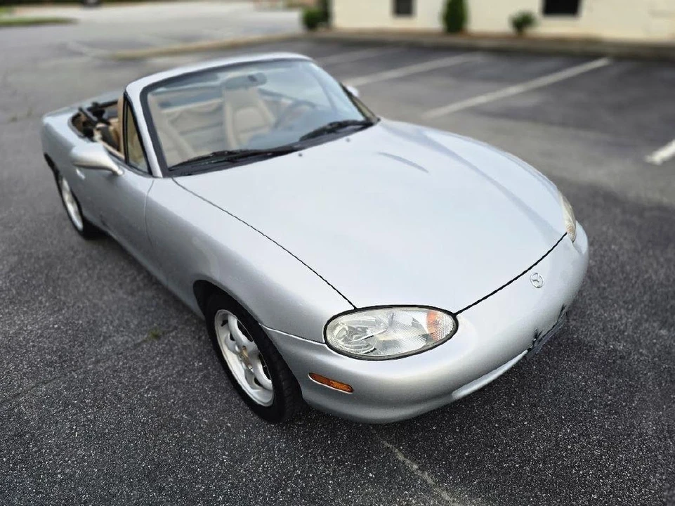 1999 Mazda NB MX-5 Miata - Image 17 of 31