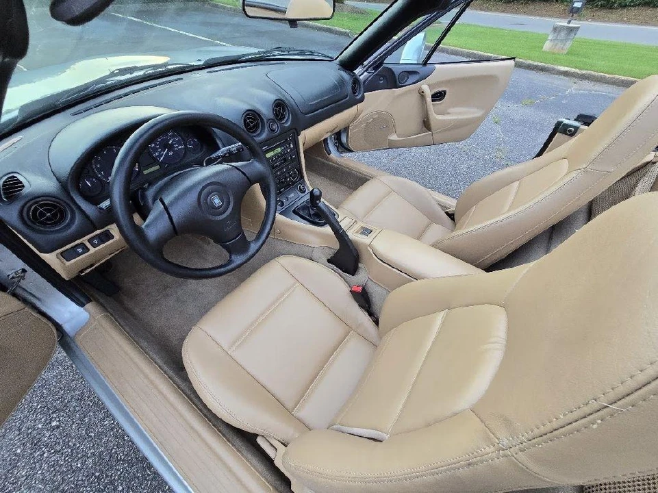 1999 Mazda NB MX-5 Miata - Image 24 of 31