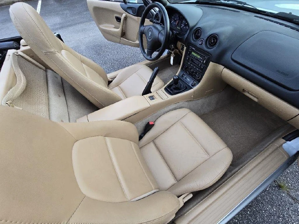 1999 Mazda NB MX-5 Miata - Image 29 of 31