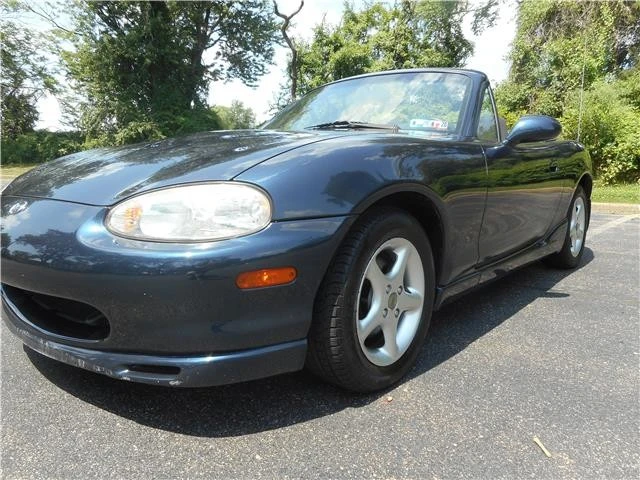 1999 Mazda NB MX-5 Miata - Image 10 of 12