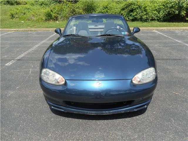 1999 Mazda NB MX-5 Miata - Image 11 of 12