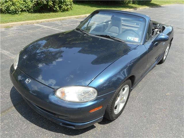 1999 Mazda NB MX-5 Miata - Image 9 of 12
