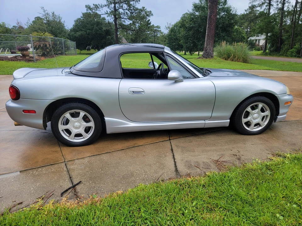 1999 Mazda NB MX-5 Miata - Image 19 of 31