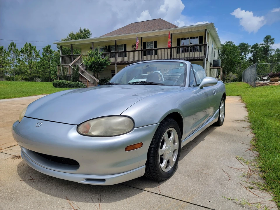 1999 Mazda NB MX-5 Miata - Image 8 of 31