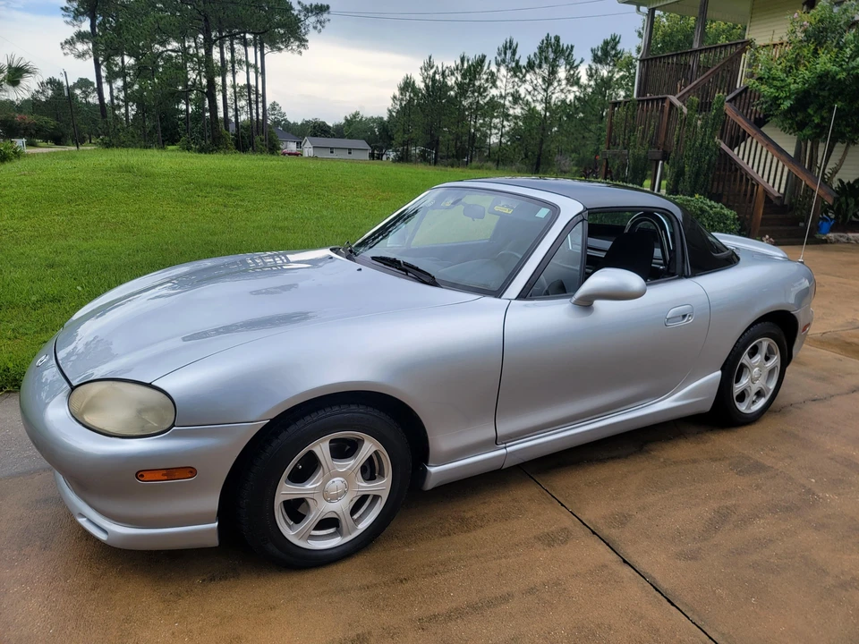 1999 Mazda NB MX-5 Miata - Image 9 of 31