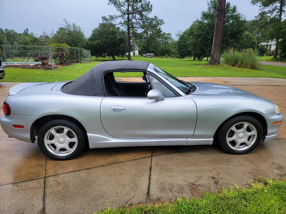 1999 Mazda NB MX-5 Miata - Image 20 of 31