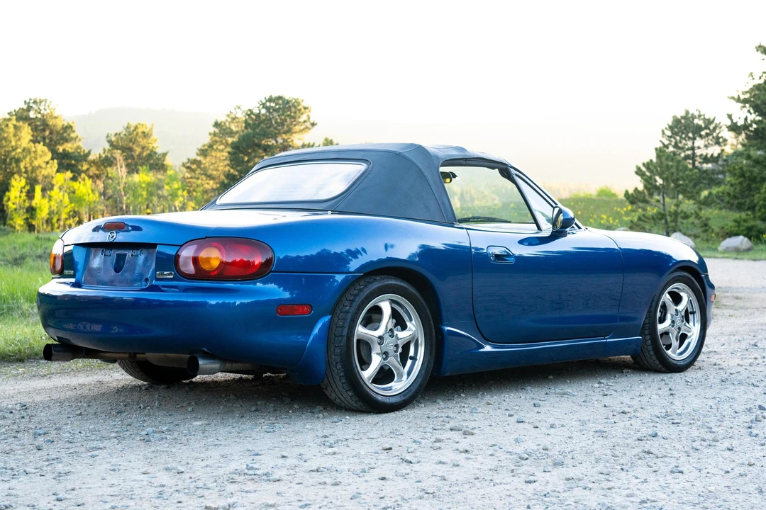 1999 Mazda NB MX-5 Miata - Image 4 of 31