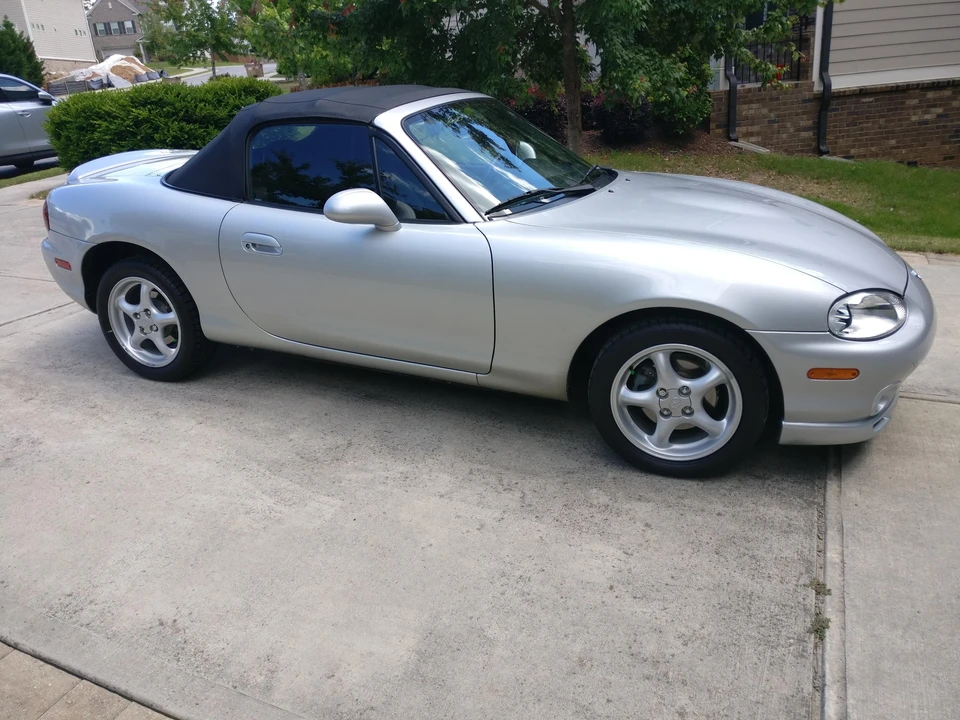 1999 Mazda NB MX-5 Miata - Image 20 of 31