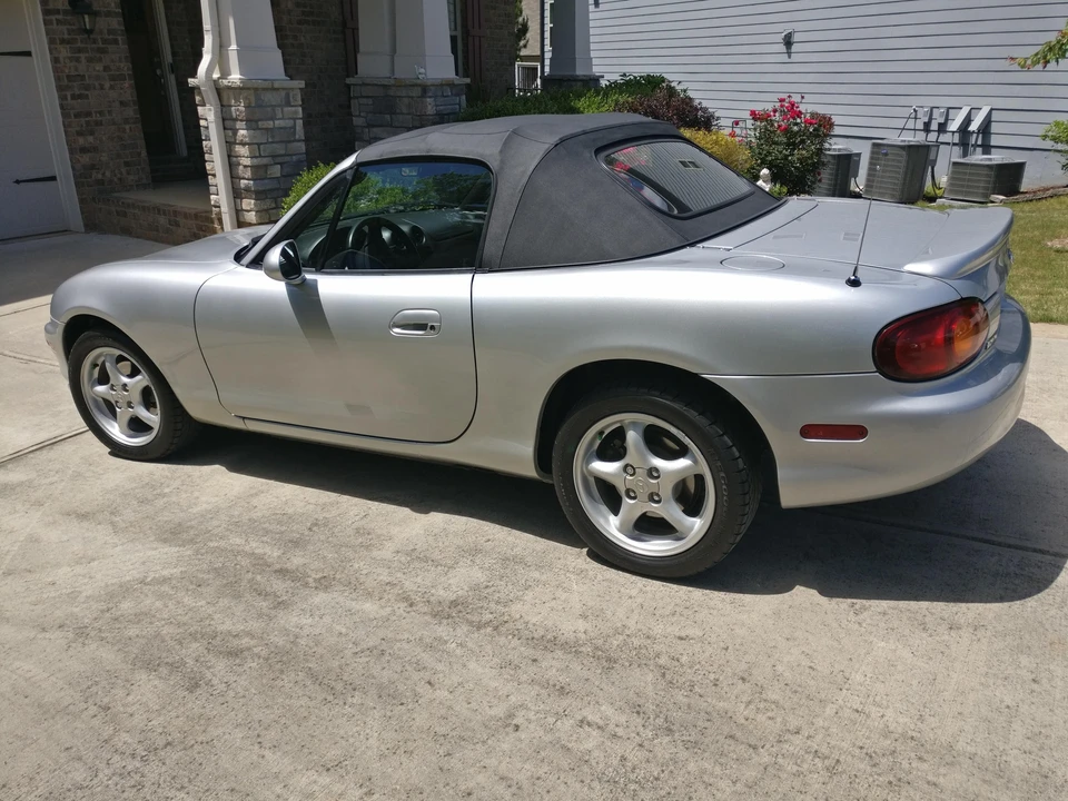 1999 Mazda NB MX-5 Miata - Image 11 of 31