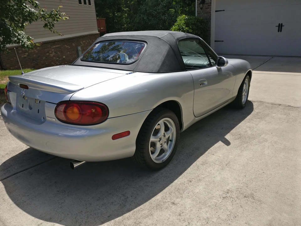 1999 Mazda NB MX-5 Miata - Image 15 of 31