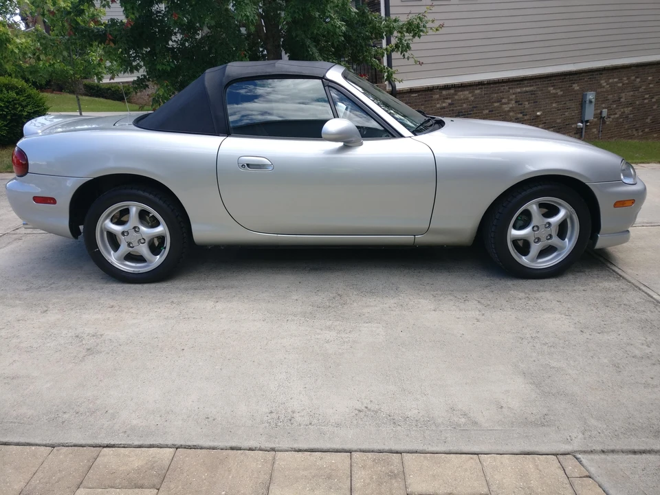 1999 Mazda NB MX-5 Miata - Image 18 of 31