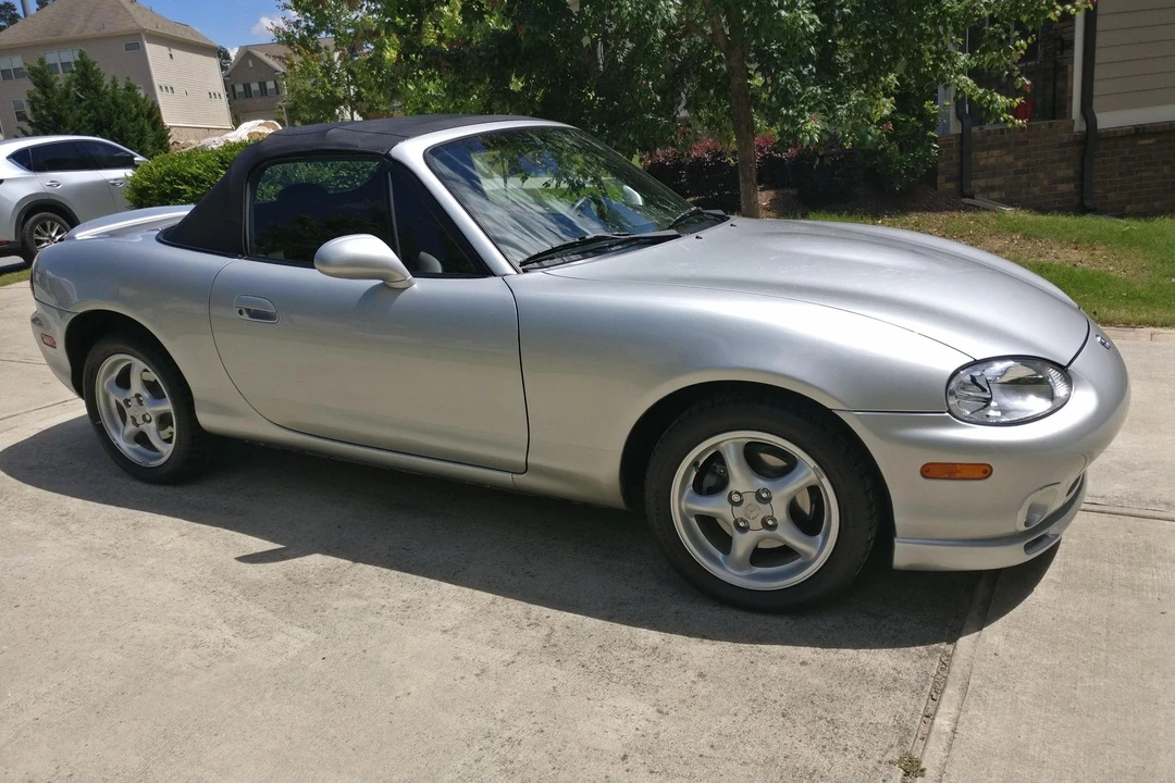 1999 Mazda NB MX-5 Miata - Image 3 of 31