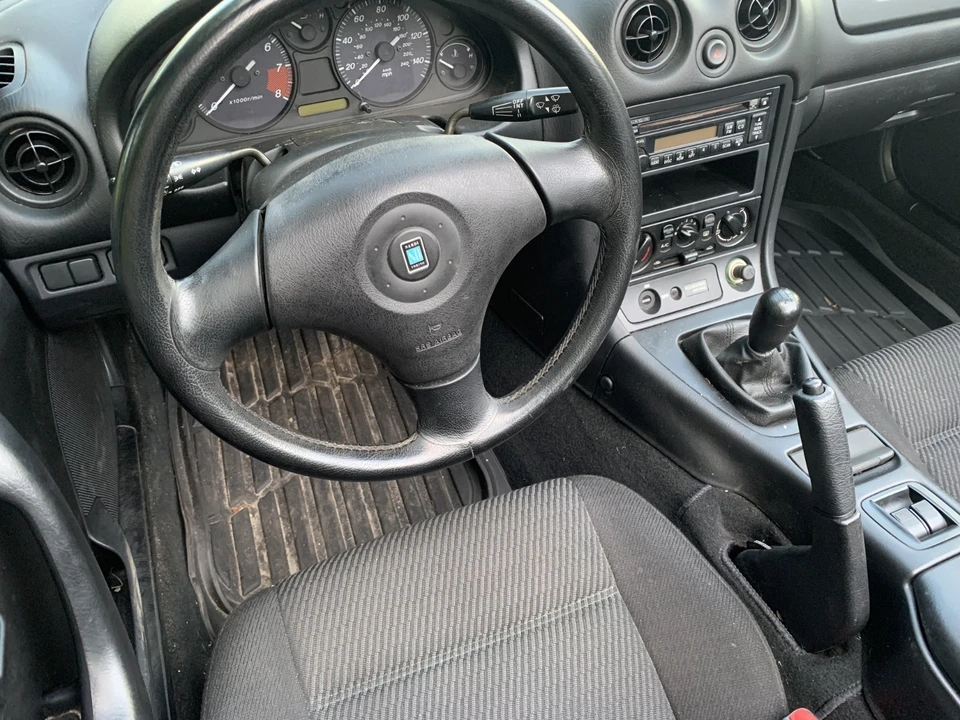 1999 Mazda NB MX-5 Miata - Image 7 of 19