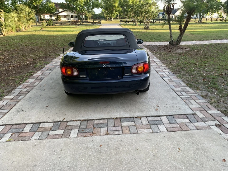 1999 Mazda NB MX-5 Miata - Image 5 of 19