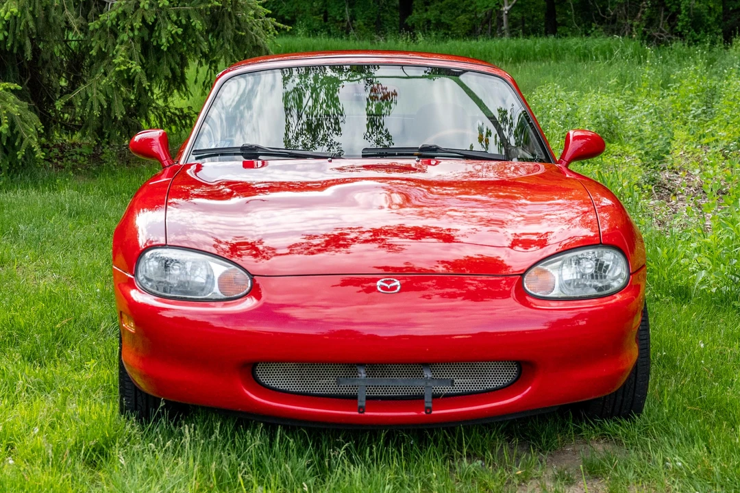 1999 Mazda NB MX-5 Miata - Image 2 of 31