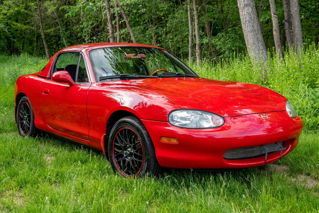 1999 Mazda NB MX-5 Miata - Image 12 of 31