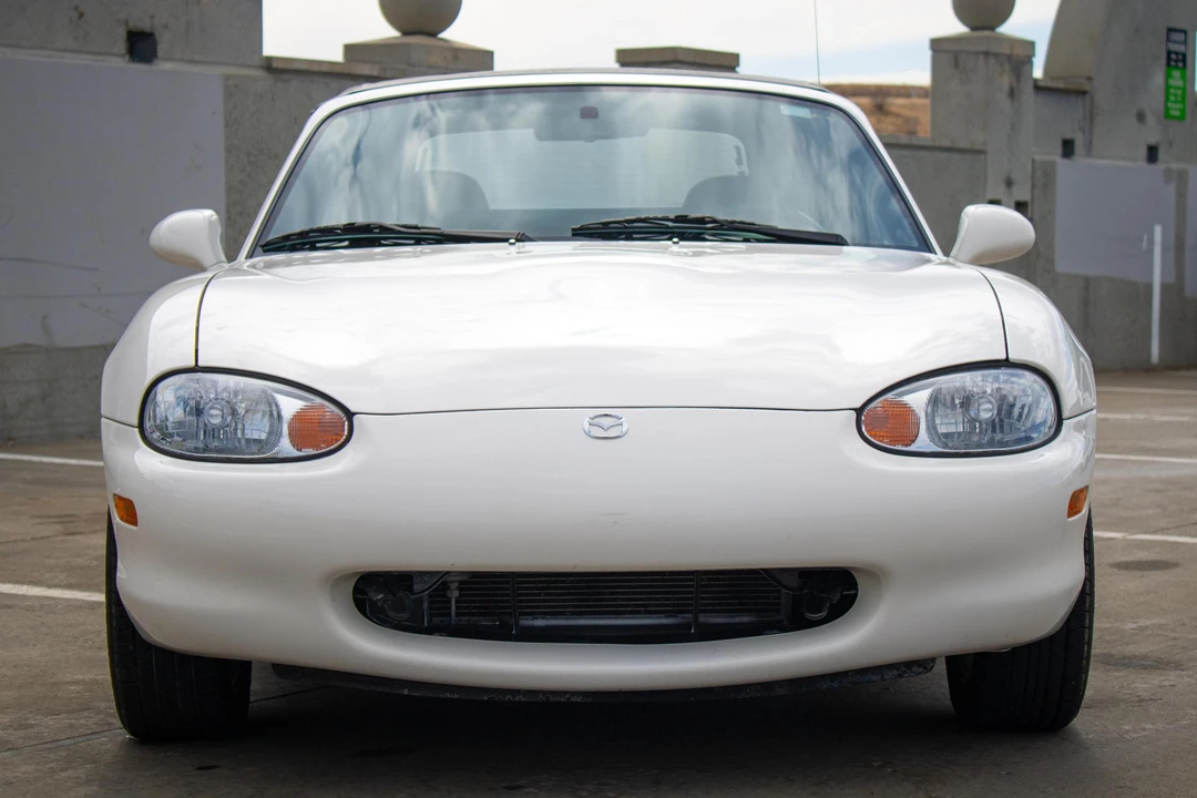 1999 Mazda NB MX-5 Miata - Image 2 of 31