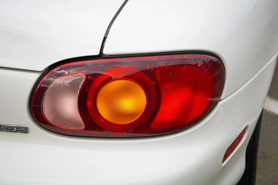 1999 Mazda NB MX-5 Miata - Image 29 of 31